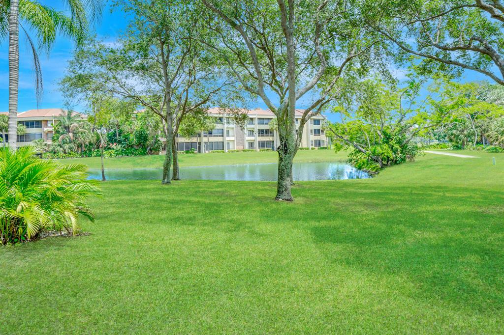 7546 La Paz Boulevard 106