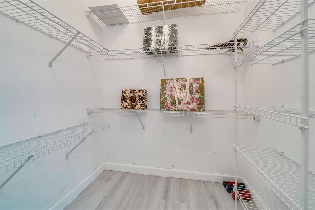 7546 La Paz Boulevard 106