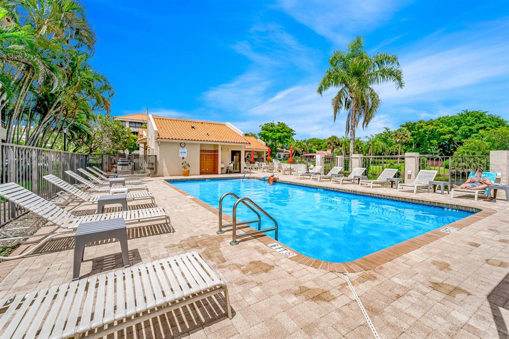 7546 La Paz Boulevard 106