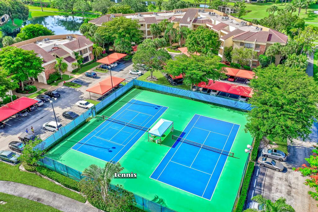 7546 La Paz Boulevard 106