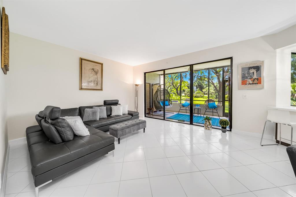 7546 La Paz Boulevard 106