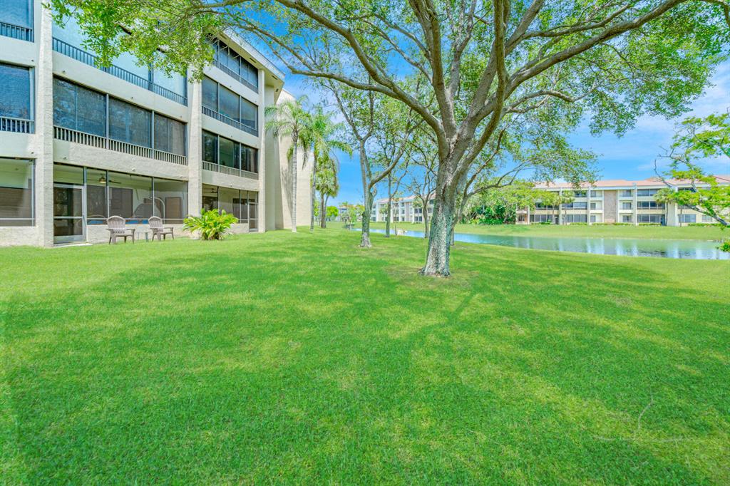 7546 La Paz Boulevard 106