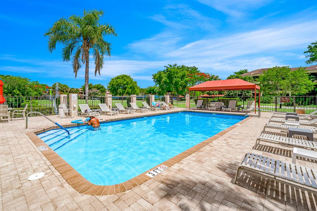 7546 La Paz Boulevard 106