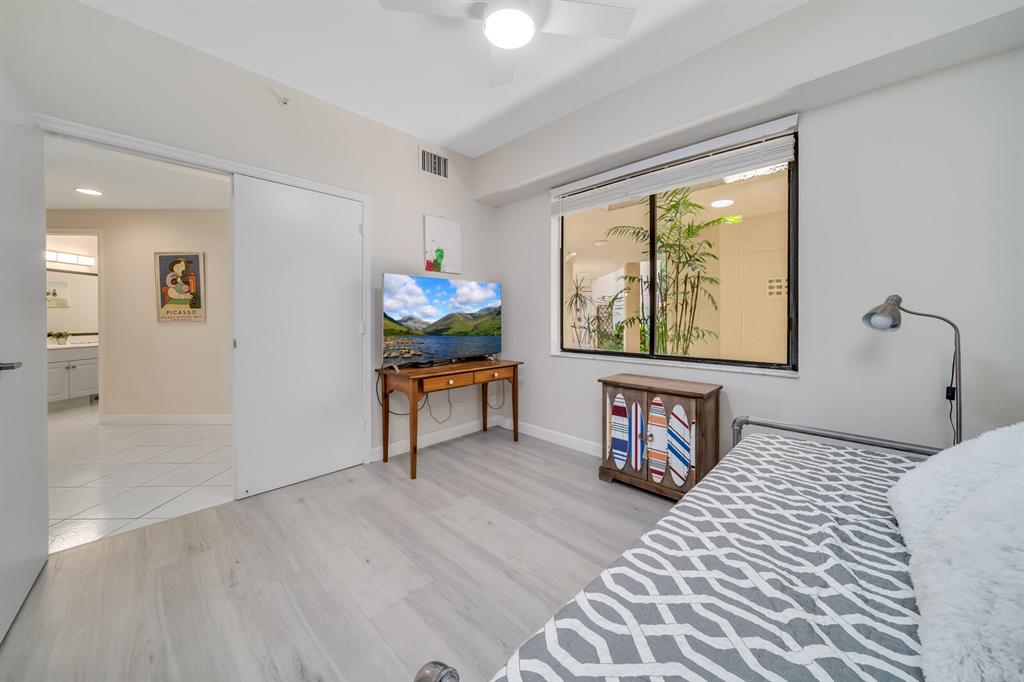 7546 La Paz Boulevard 106