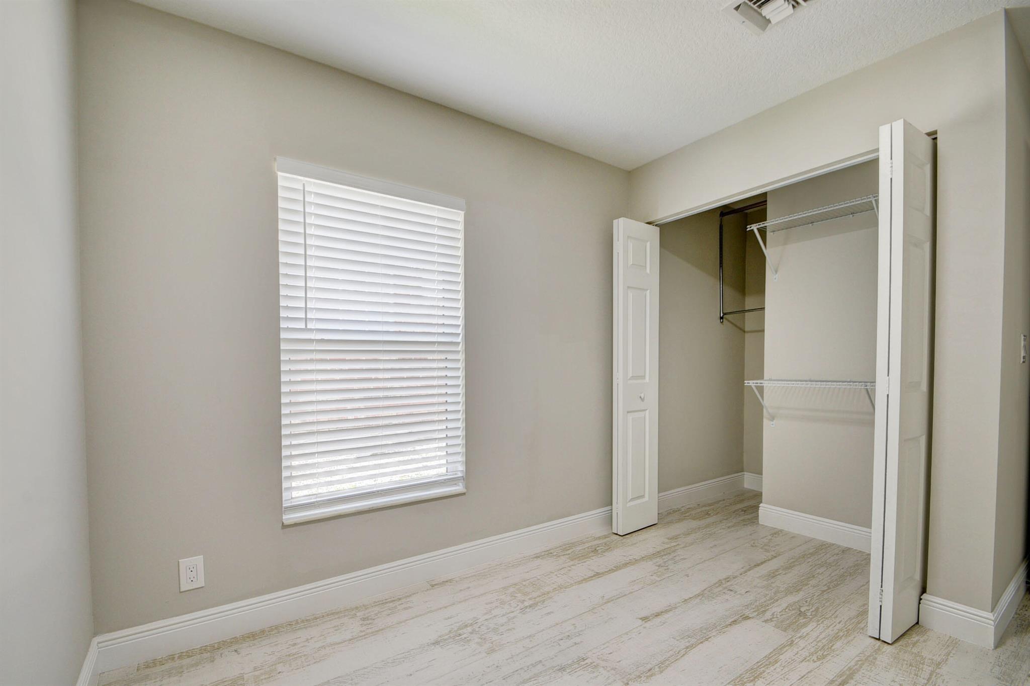 1425 N Federal Highway