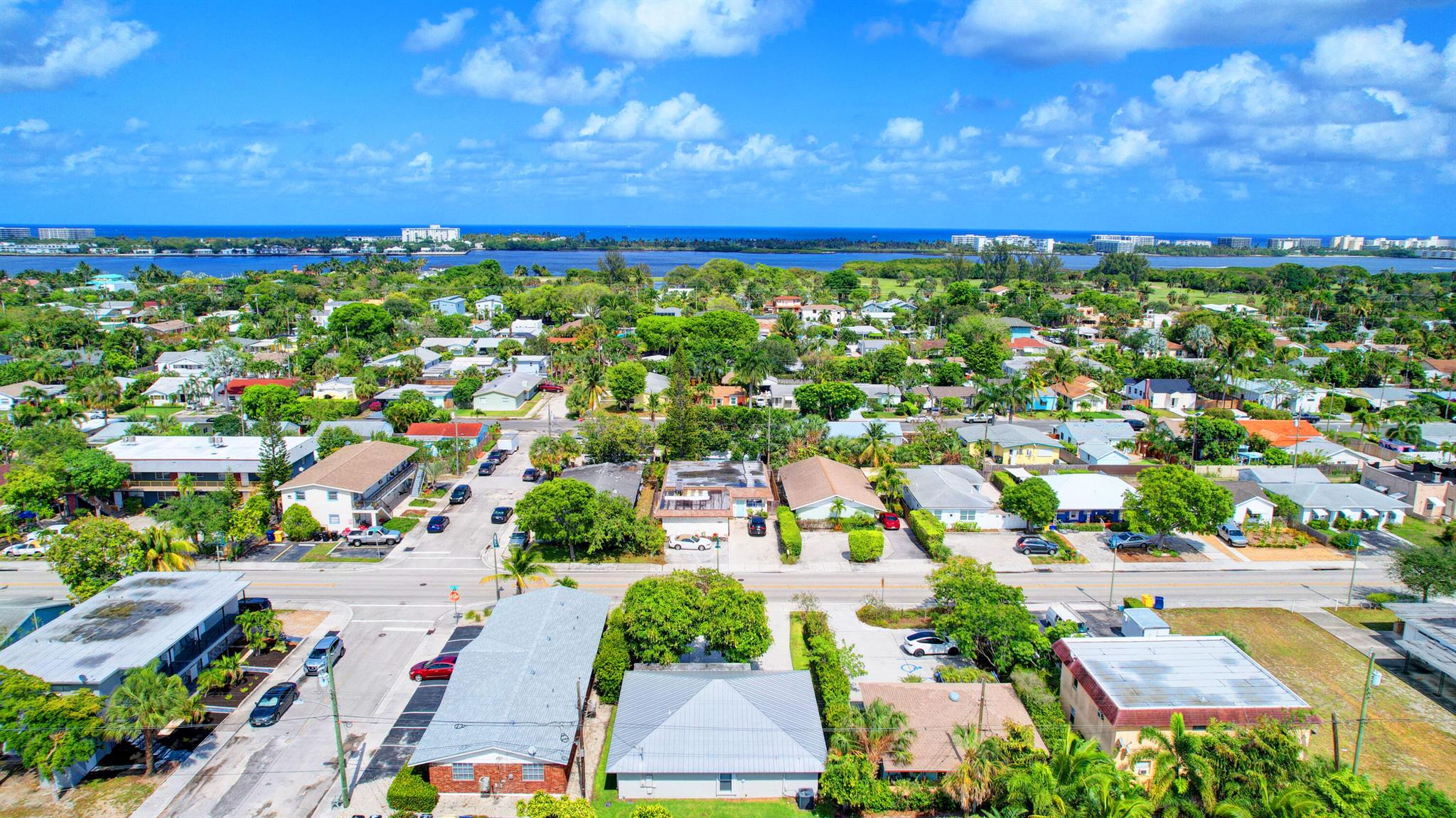 1425 N Federal Highway