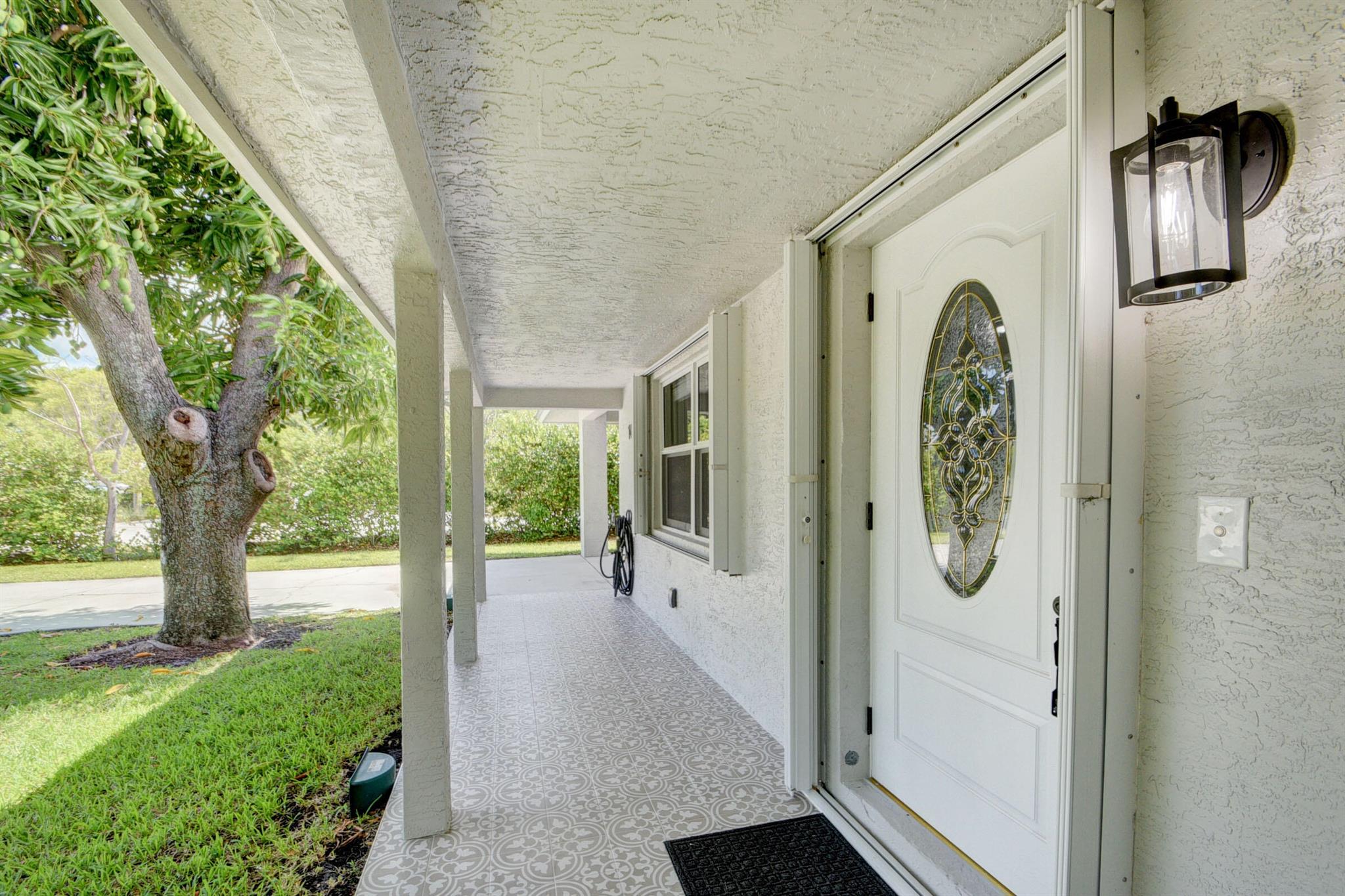 1425 N Federal Highway