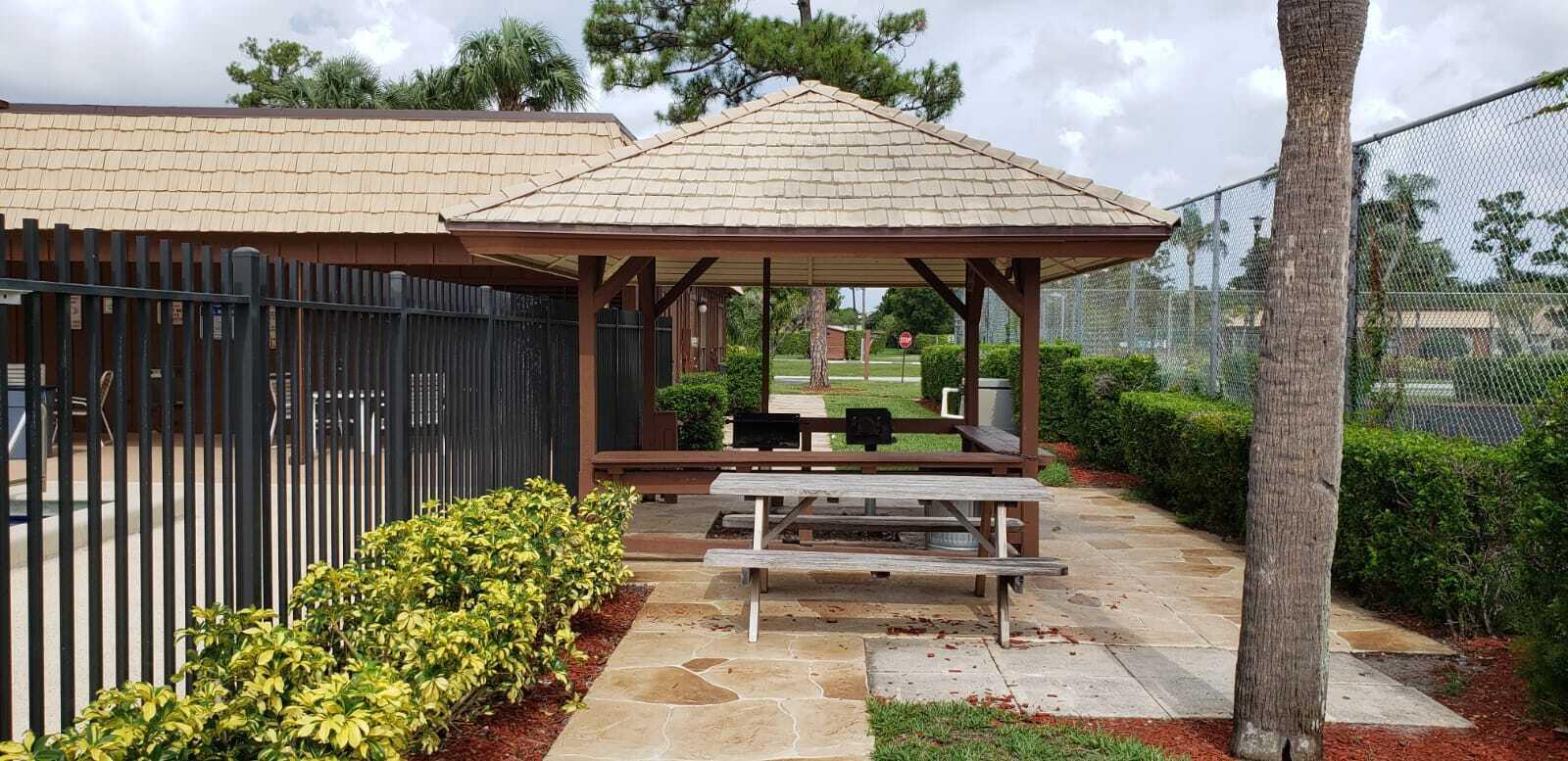 4706 Oak Terrace Drive