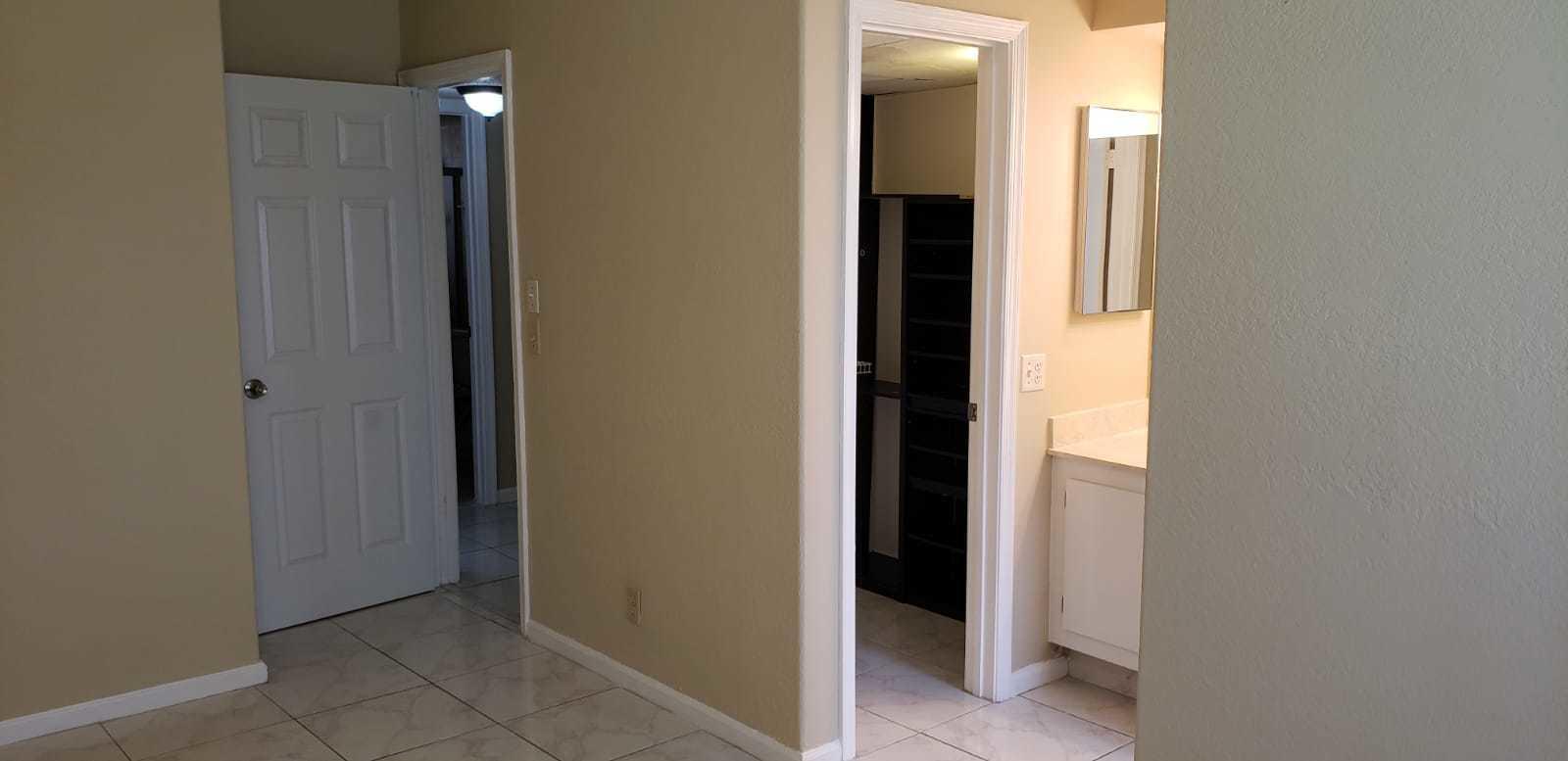 4706 Oak Terrace Drive