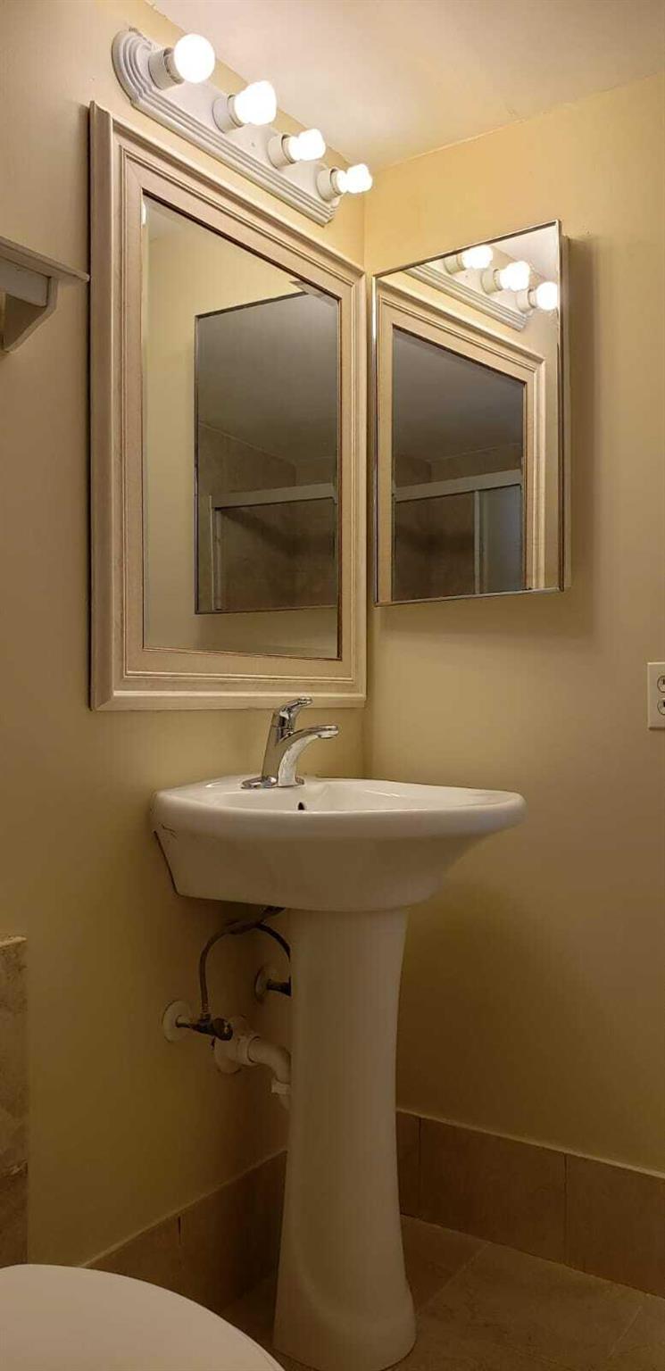 4706 Oak Terrace Drive