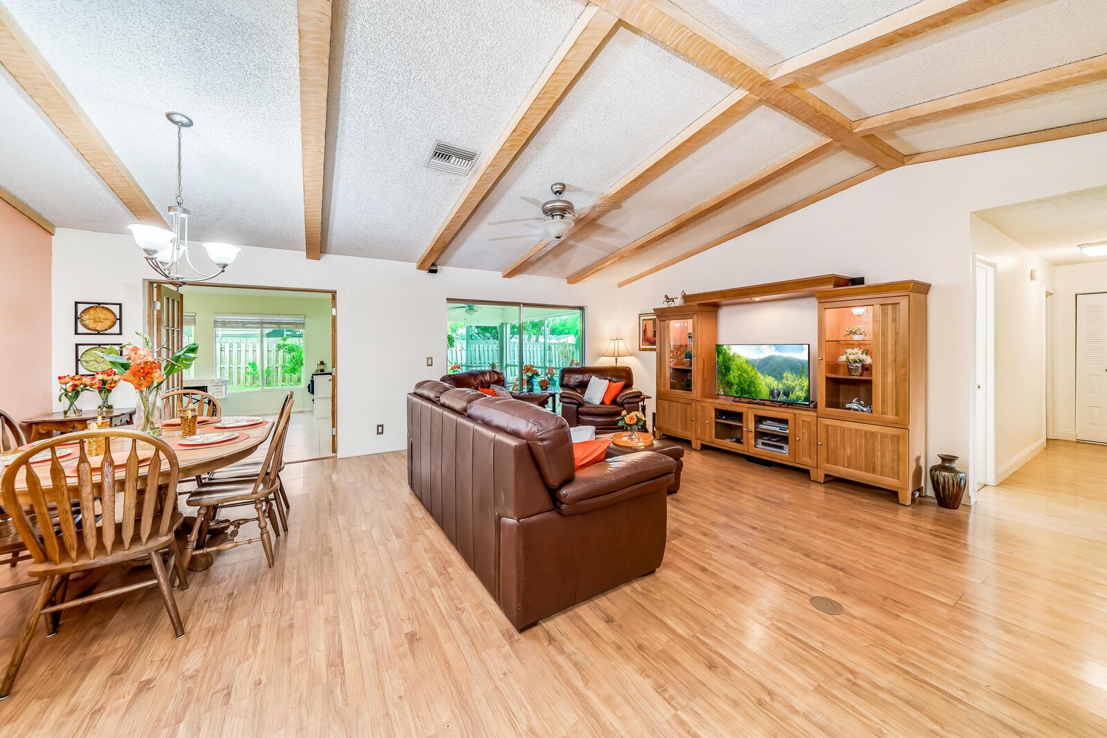 10763 Shady Pond Lane