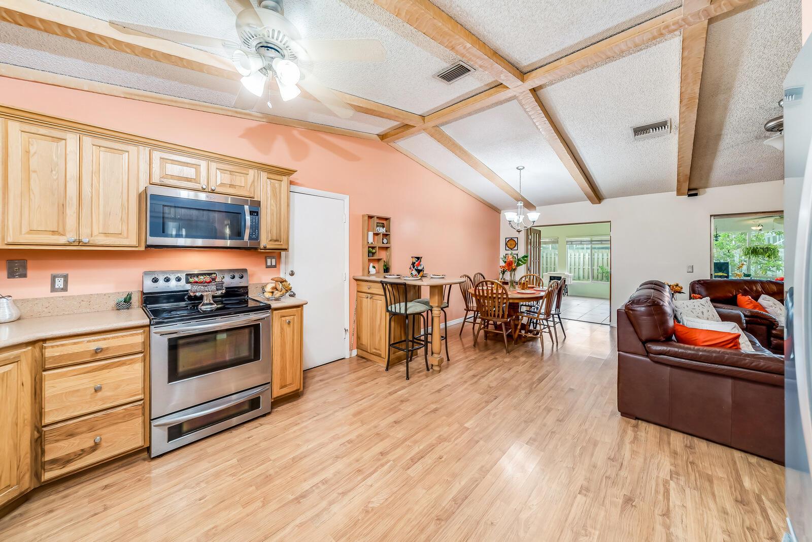 10763 Shady Pond Lane