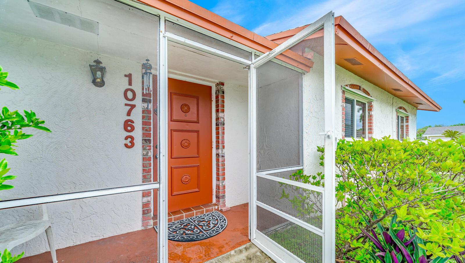 10763 Shady Pond Lane