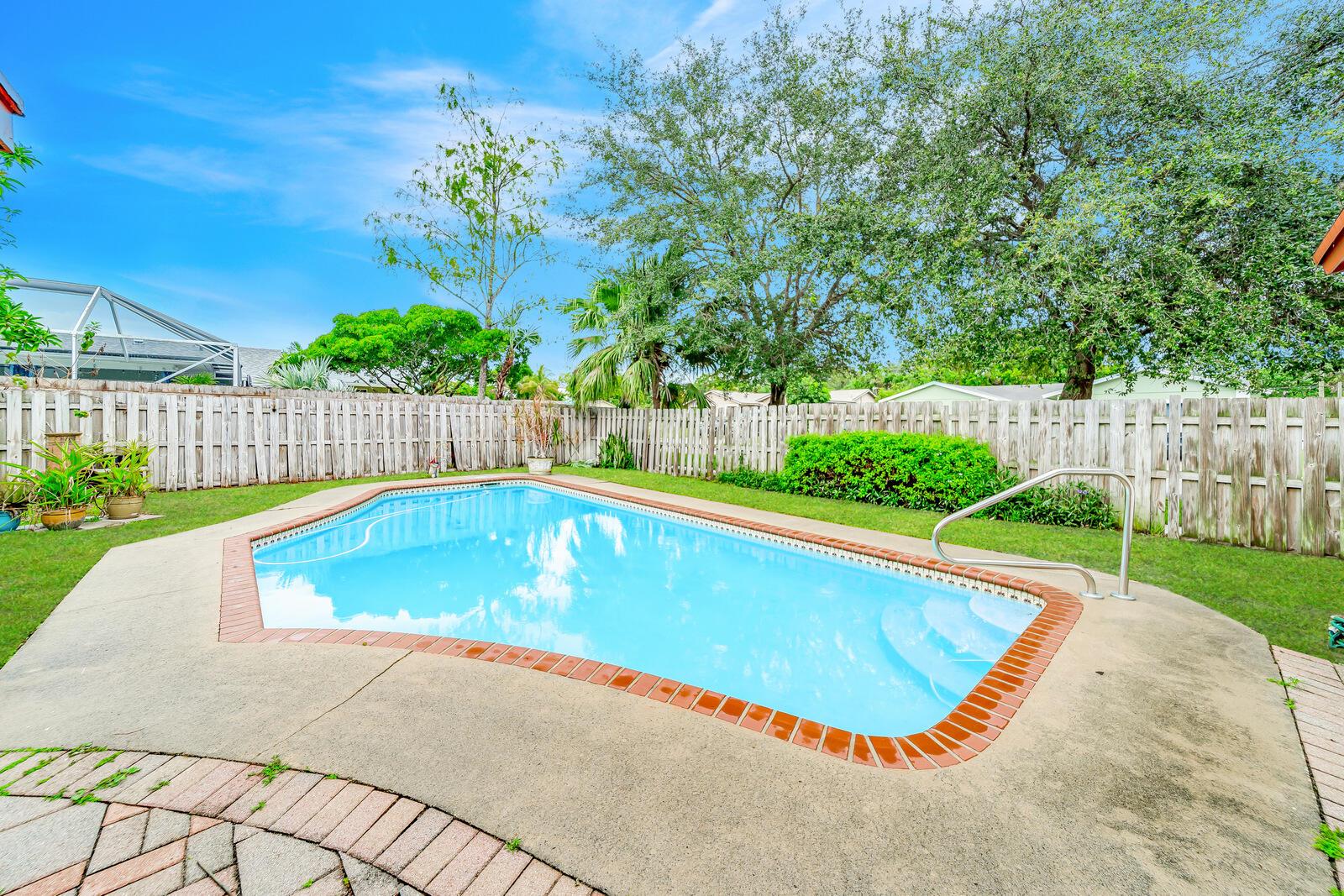 10763 Shady Pond Lane