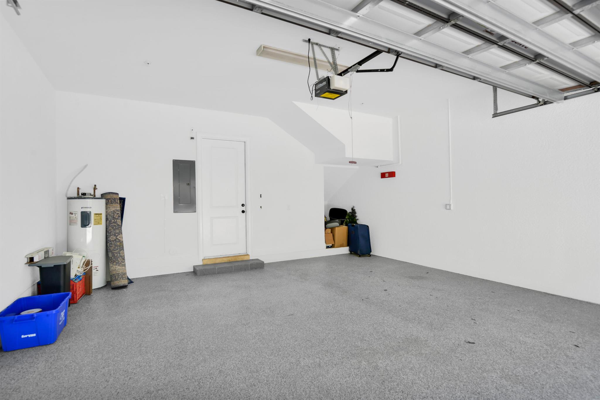 62 Via Floresta Drive