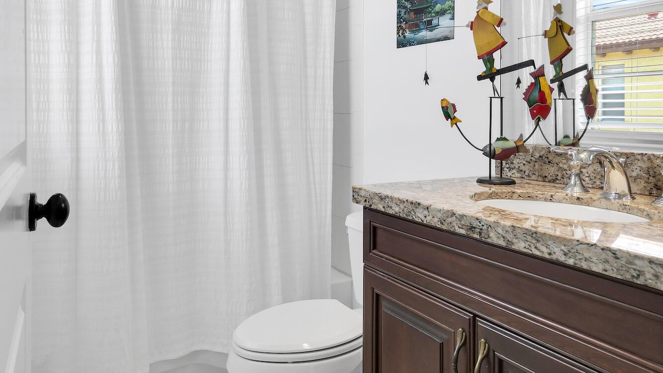 62 Via Floresta Drive