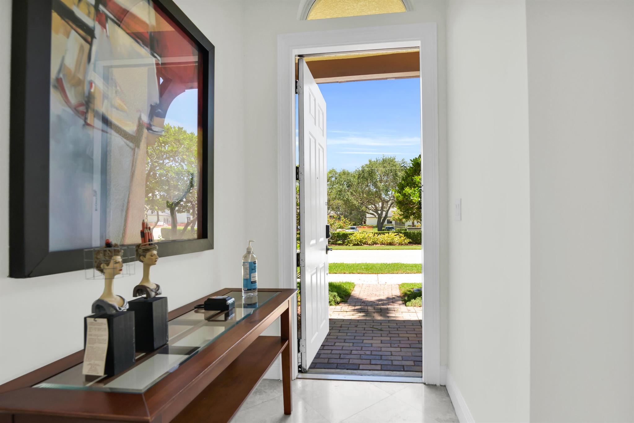 62 Via Floresta Drive