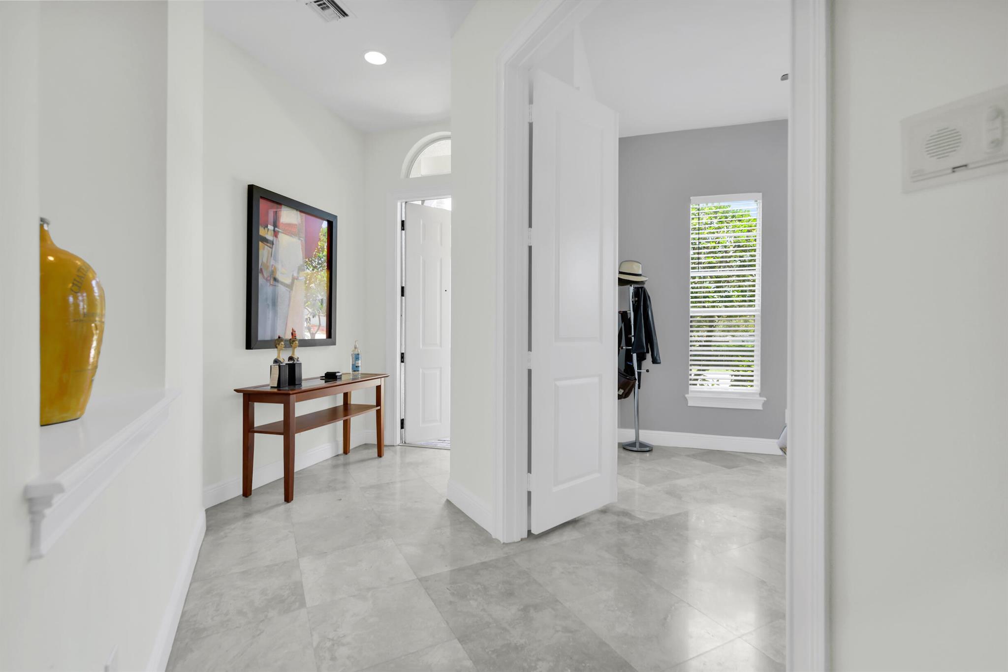 62 Via Floresta Drive