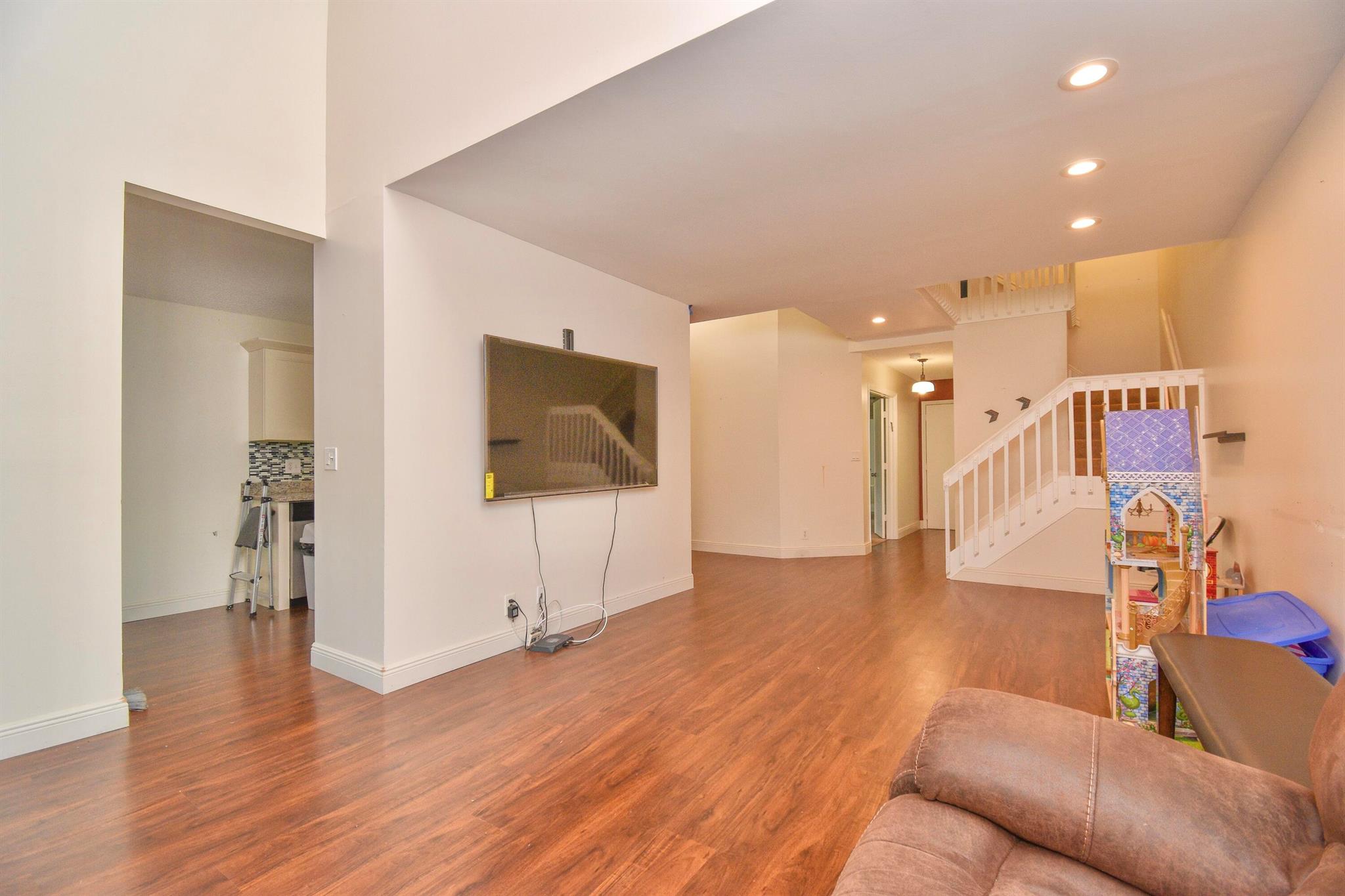 6053 Old Court Road 308