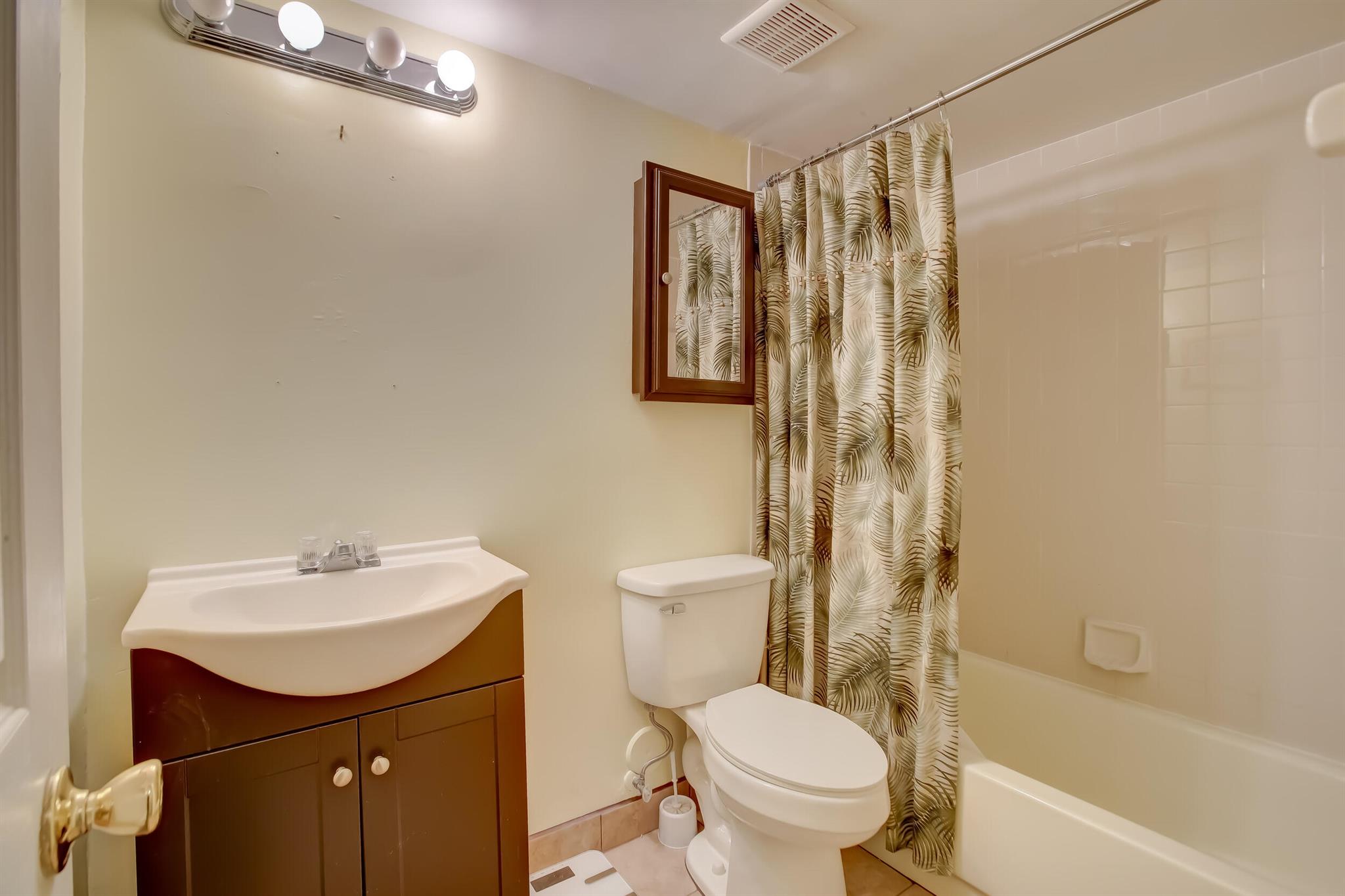 117 Lake Emerald Drive 110