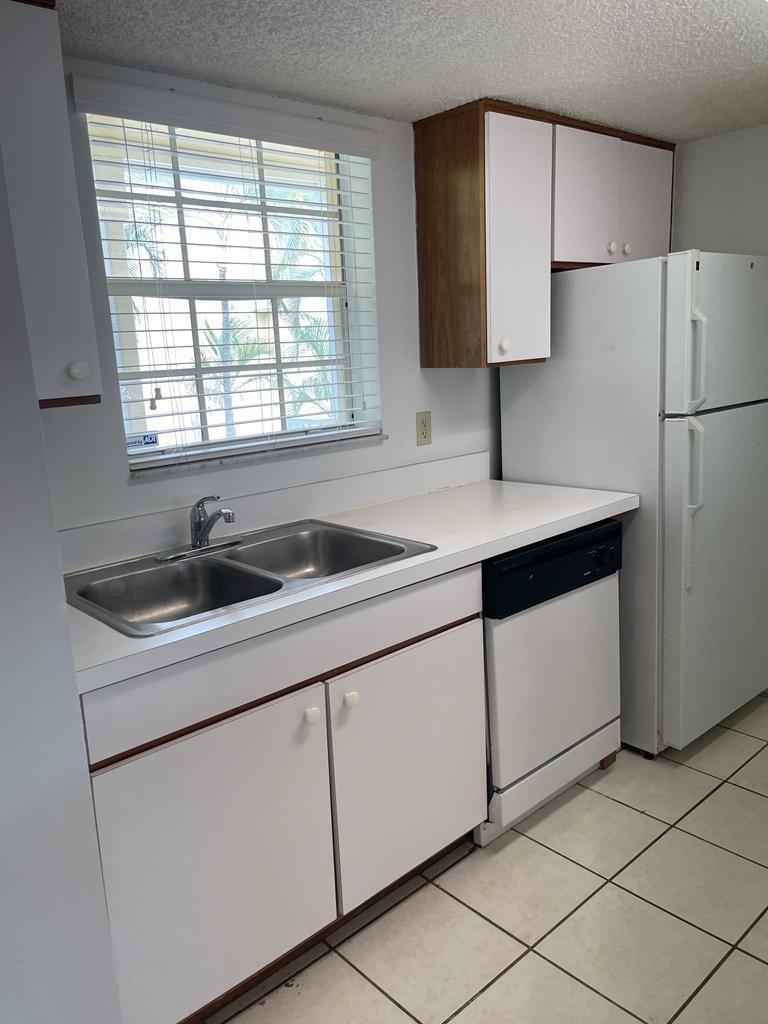 6339 La Costa Drive M