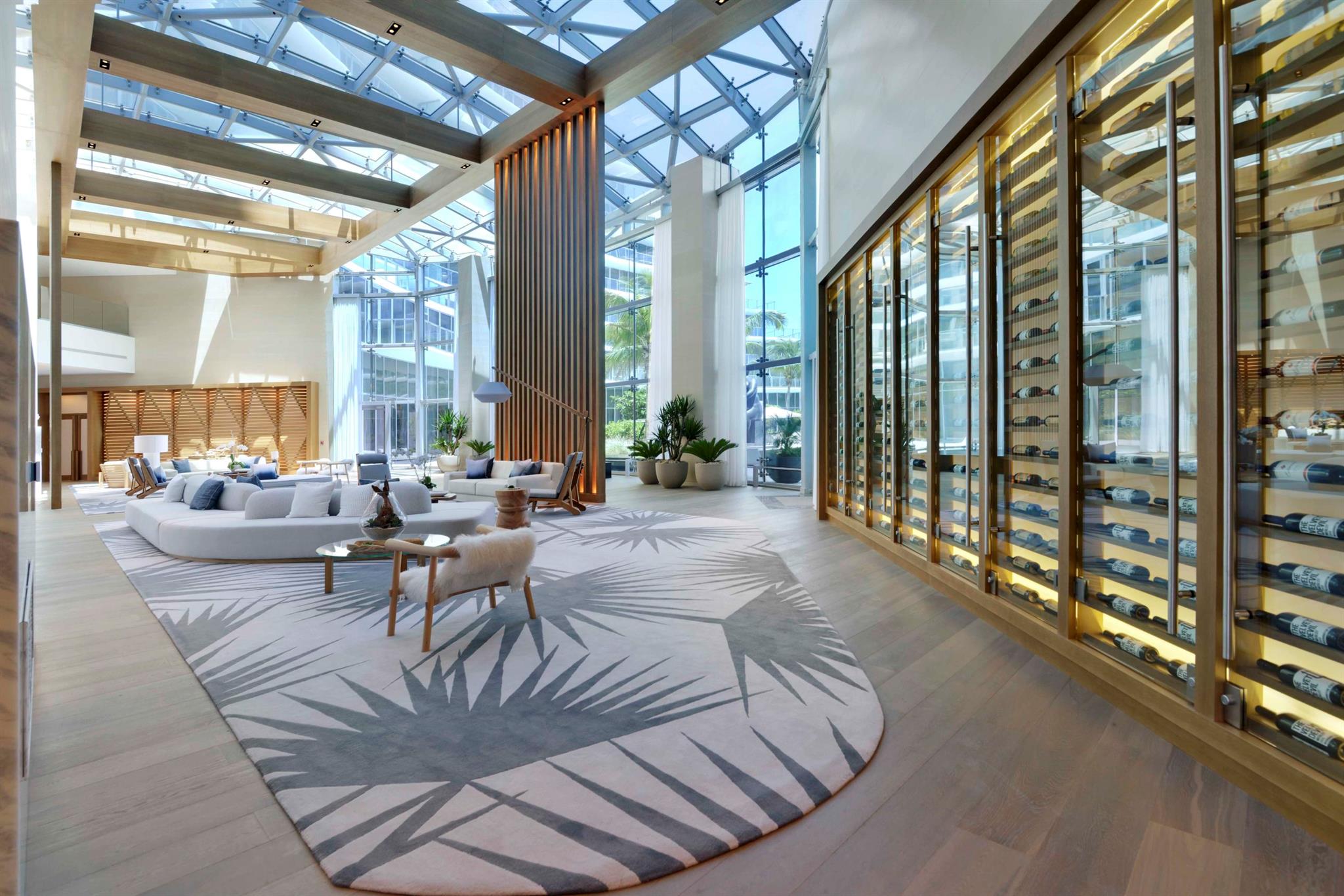 2200 N Ocean Boulevard S906