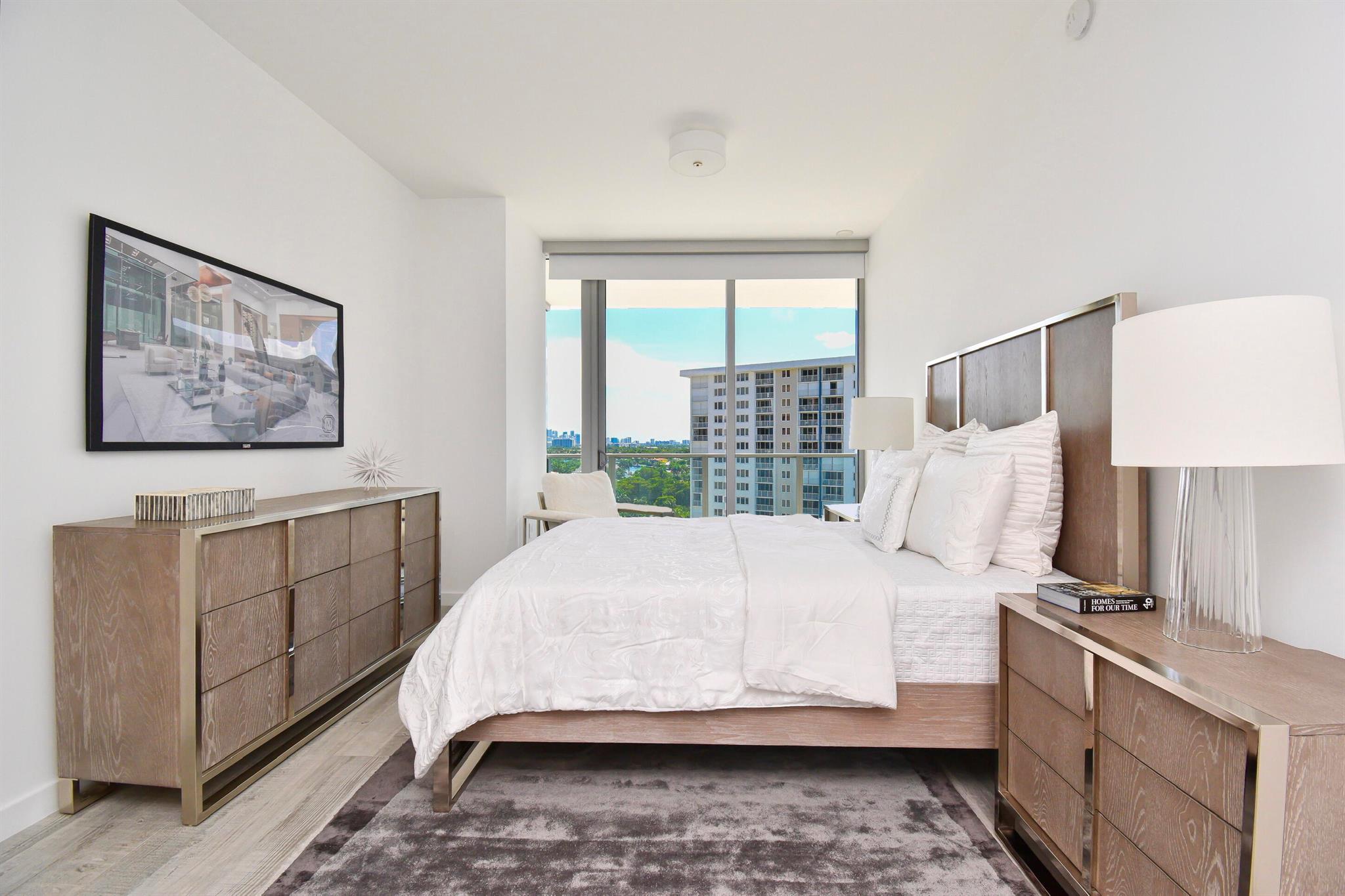 2200 N Ocean Boulevard S906