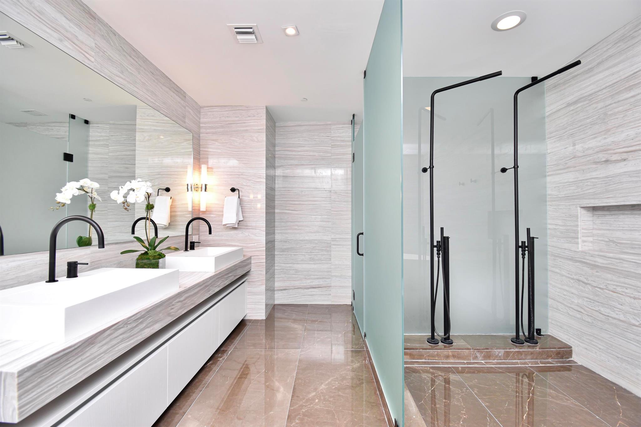 2200 N Ocean Boulevard S906