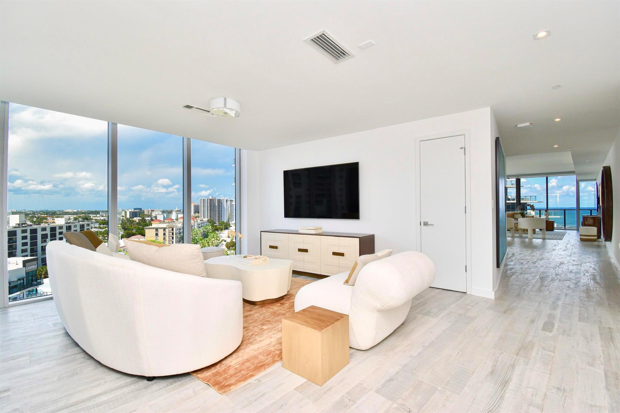 2200 N Ocean Boulevard S906