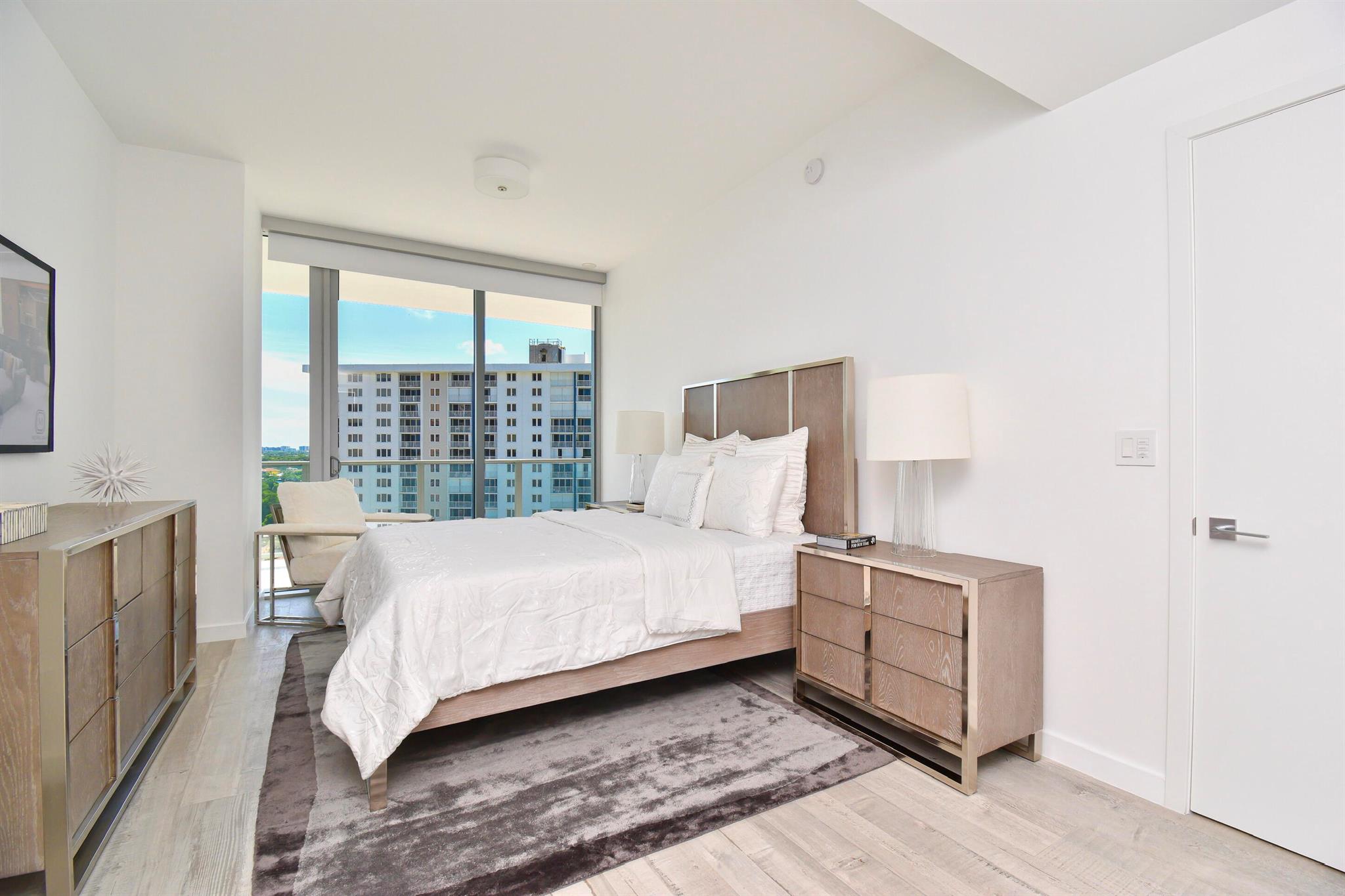 2200 N Ocean Boulevard S906