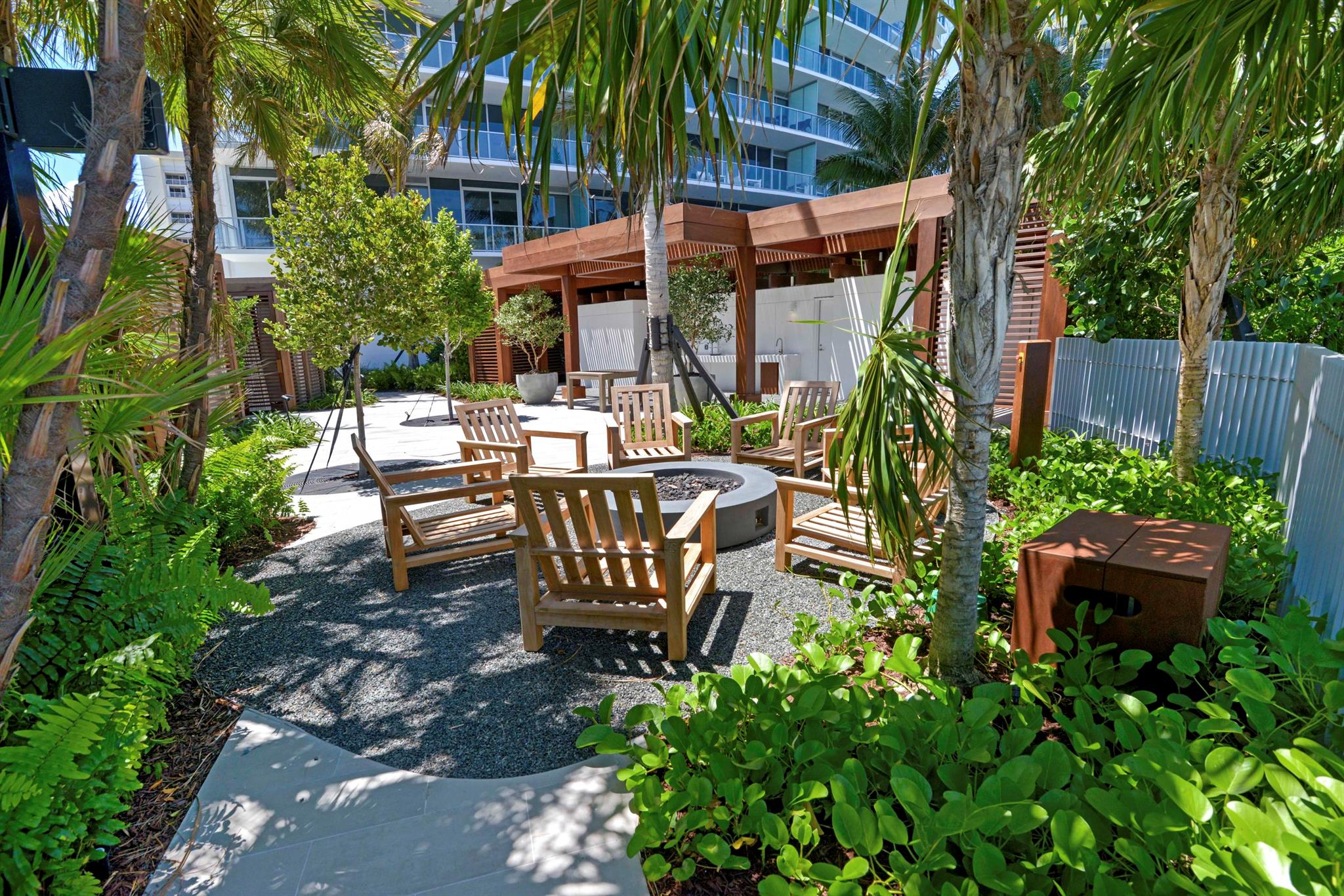 2200 N Ocean Boulevard S906