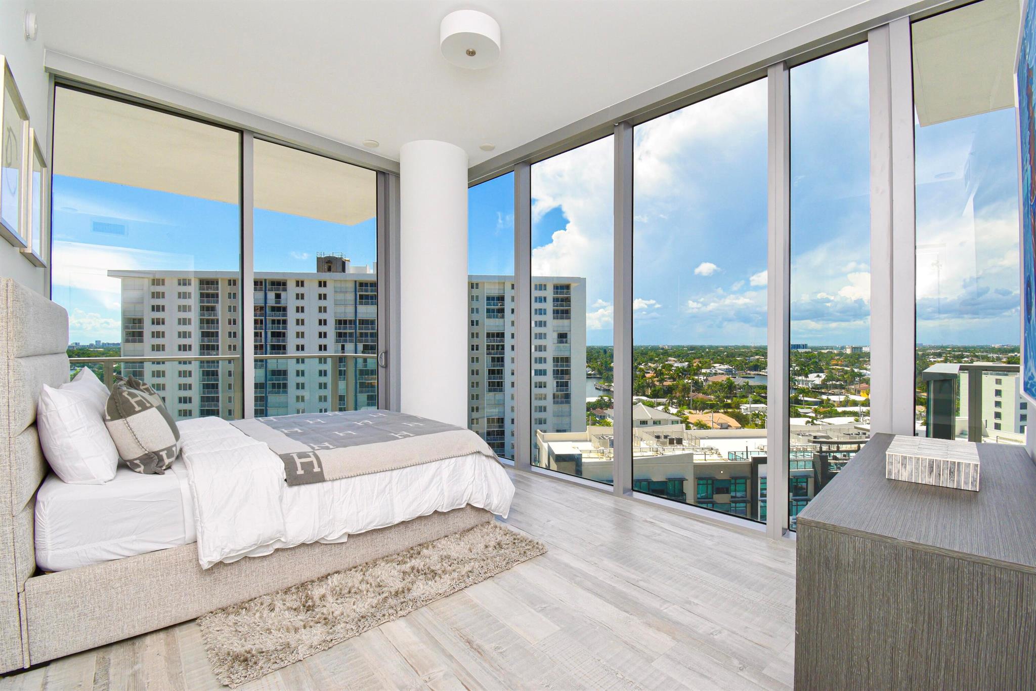 2200 N Ocean Boulevard S906