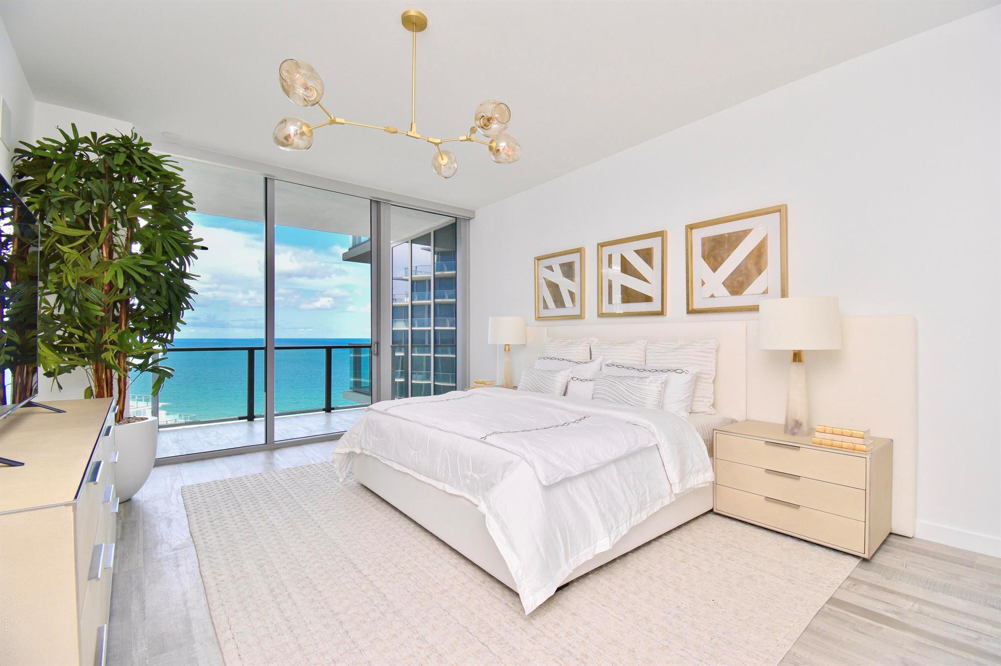 2200 N Ocean Boulevard S906