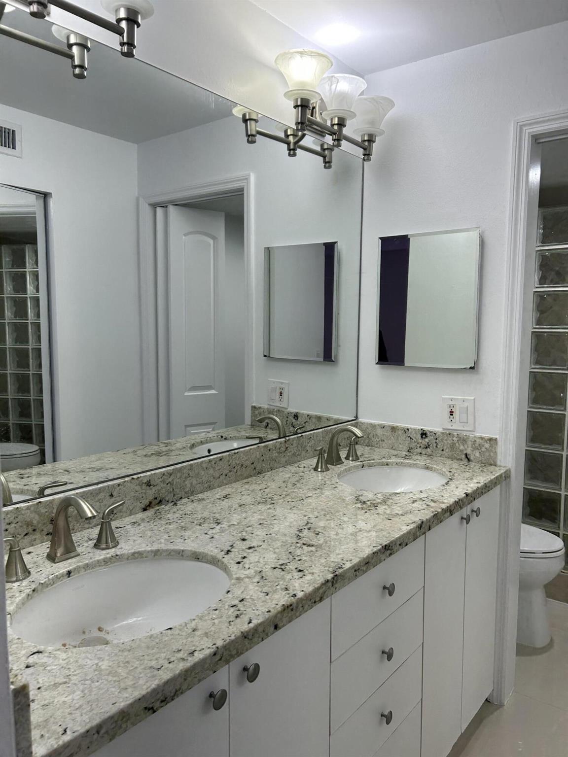 2371 SW 15th Street 103