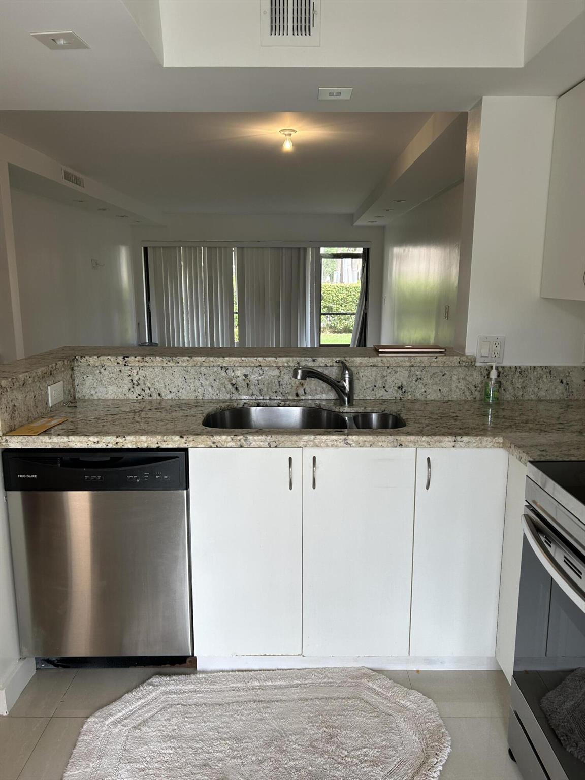 2371 SW 15th Street 103