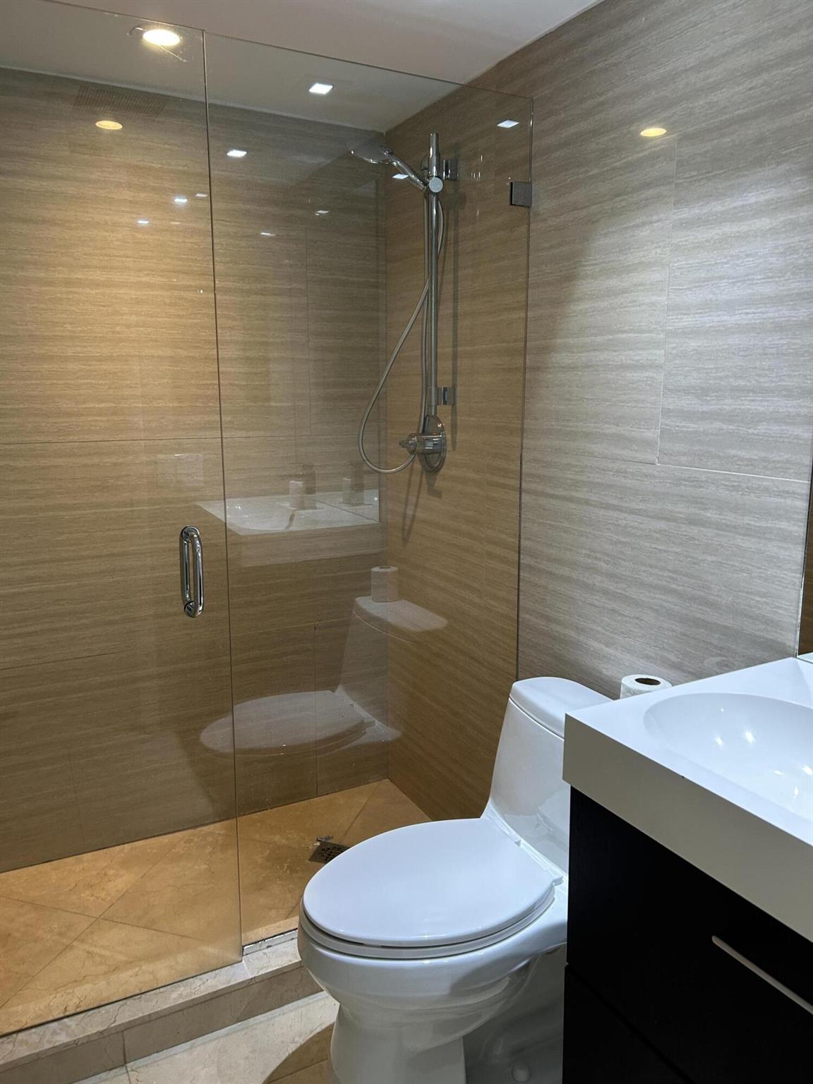 2371 SW 15th Street 103