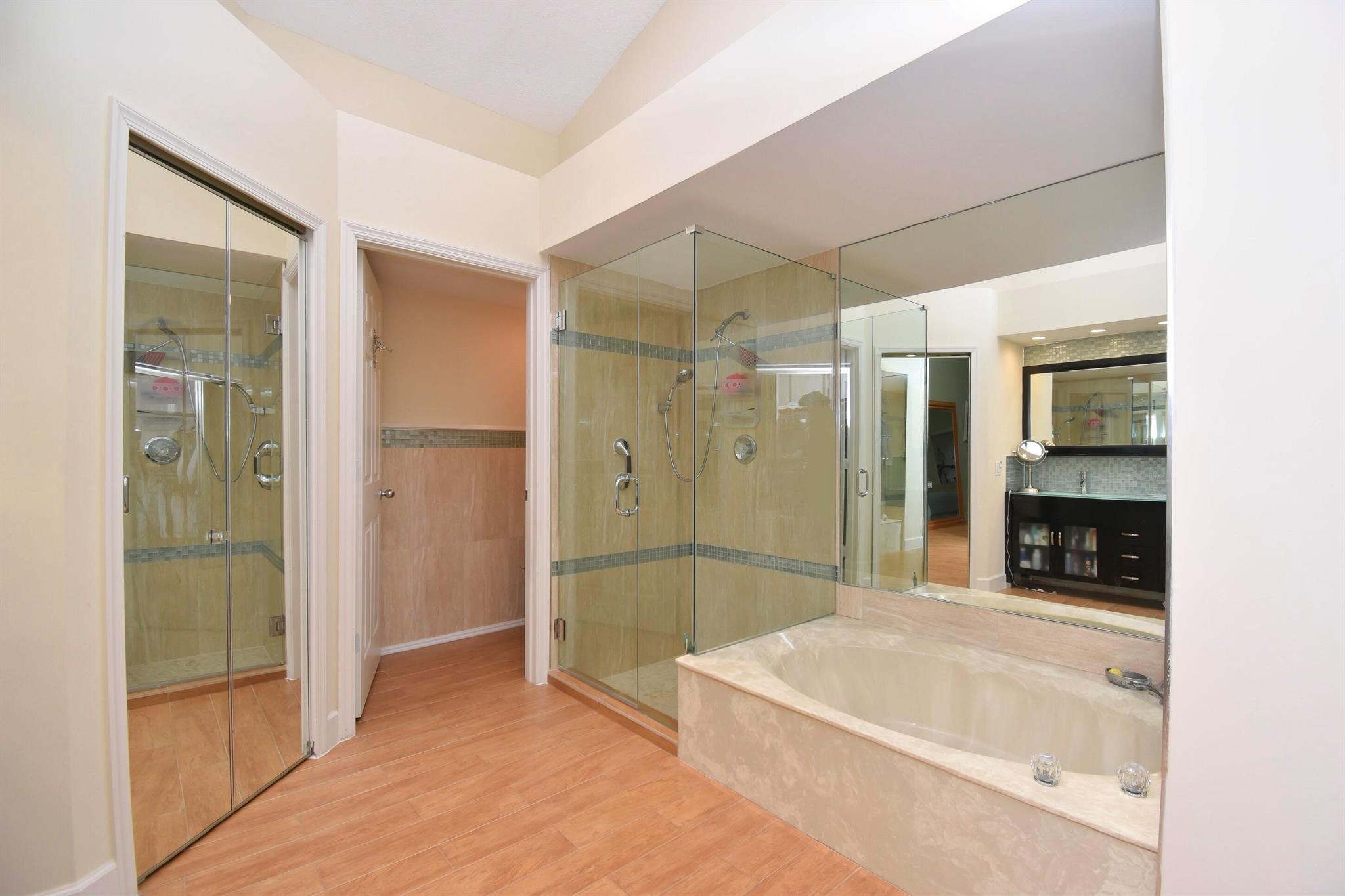 6149 Greenspointe Drive