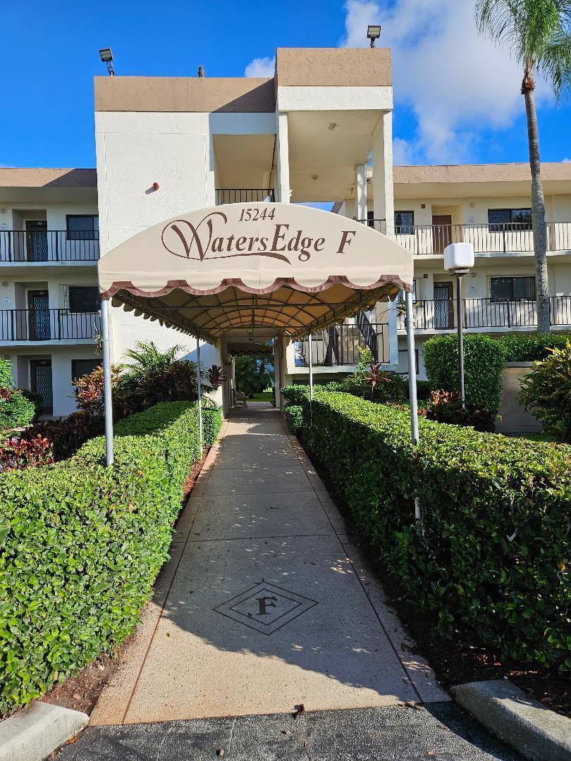 15244 Lakes Of Delray Boulevard 208