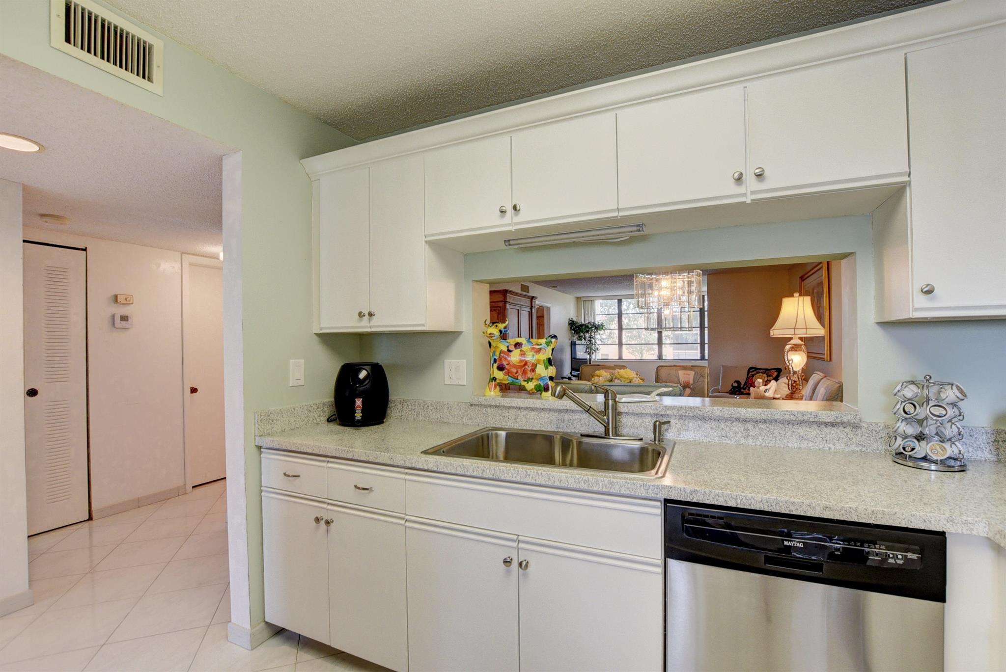 15244 Lakes Of Delray Boulevard 208