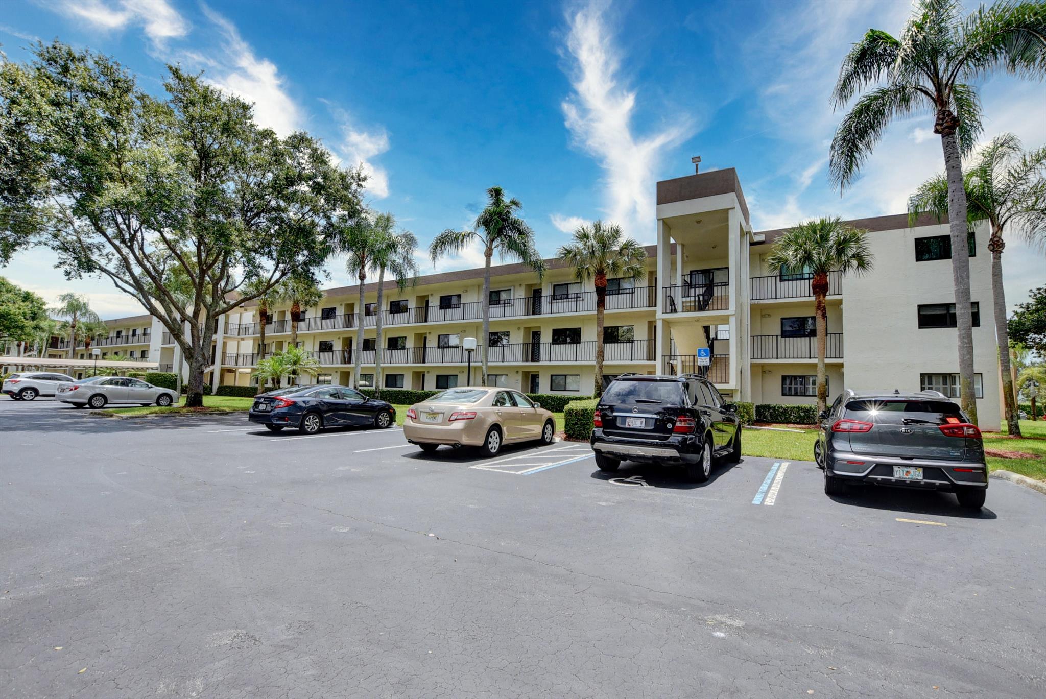 15244 Lakes Of Delray Boulevard 208