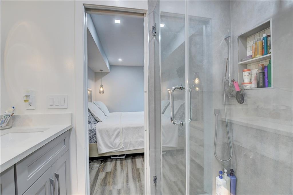 7543 Courtyard Run Run E 52