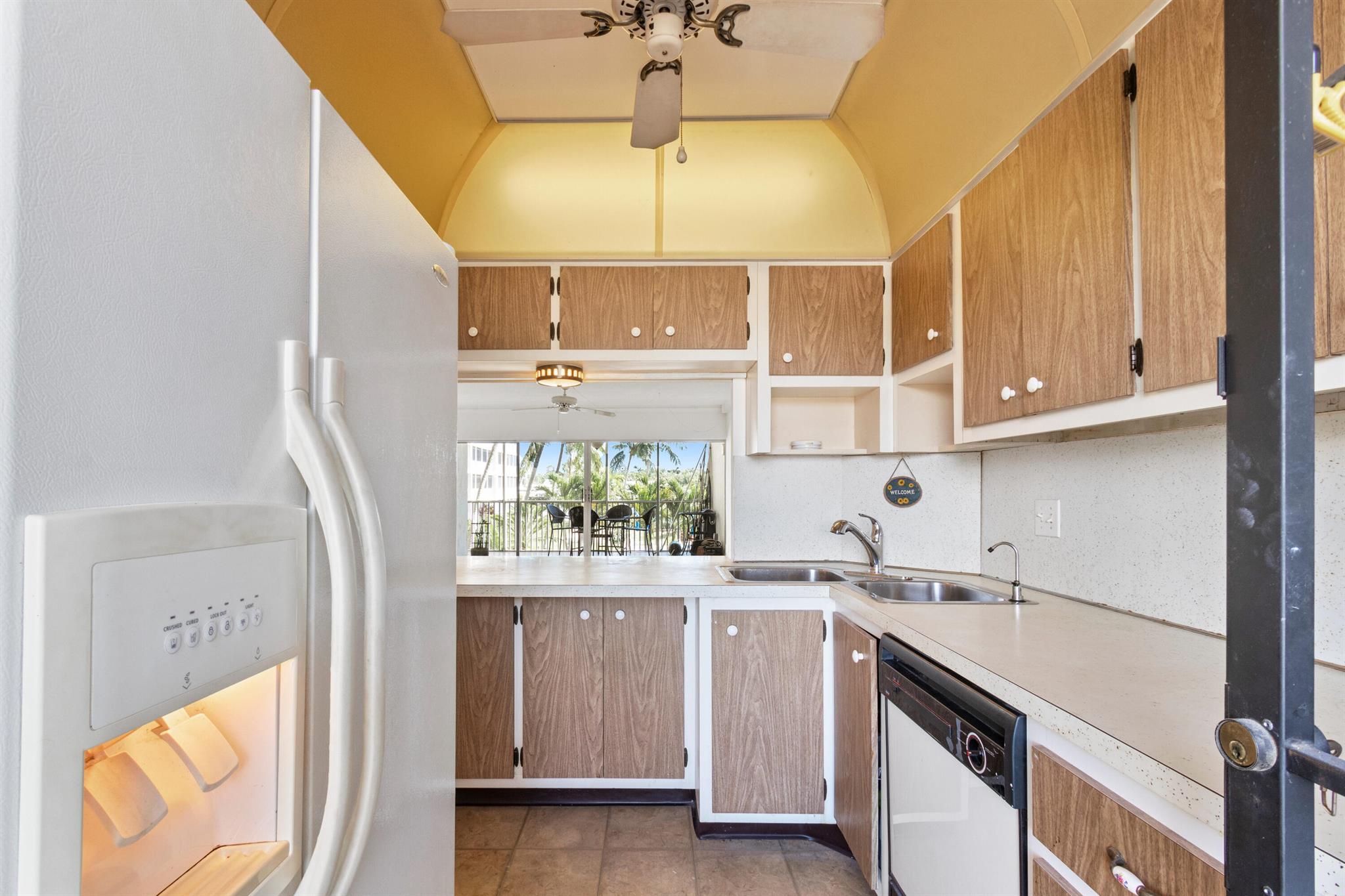 400 N Federal Highway 209