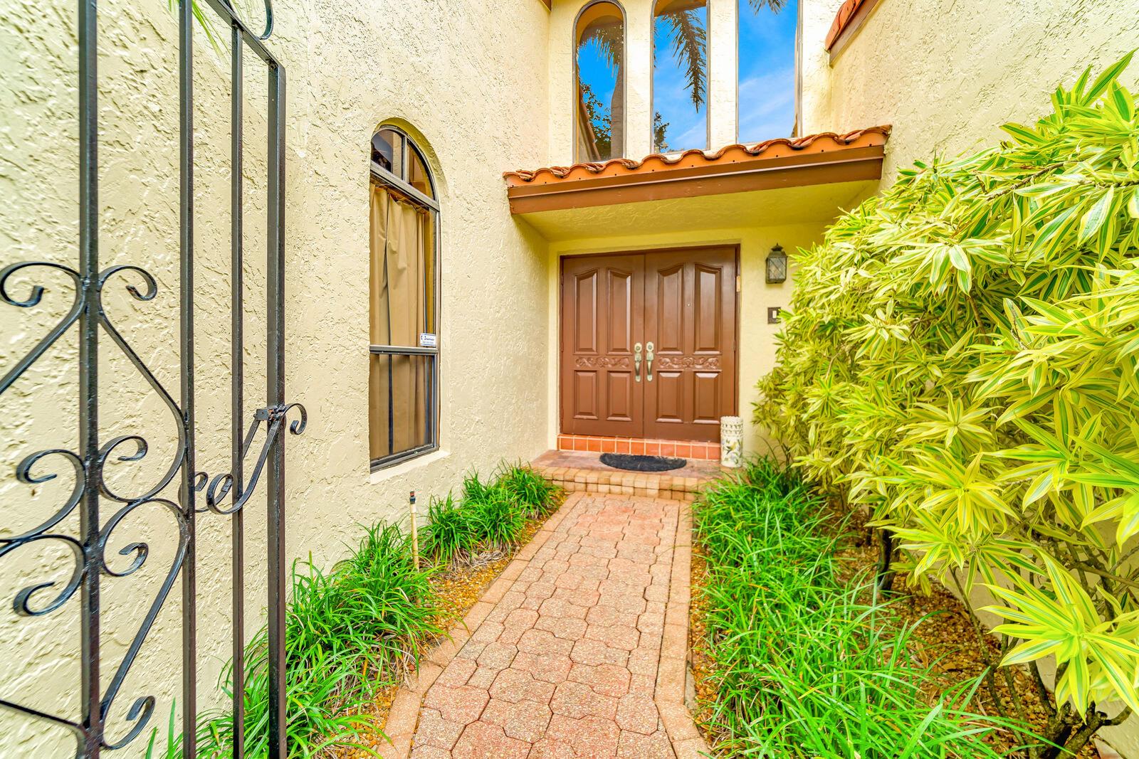 22628 Esplanada Circle W