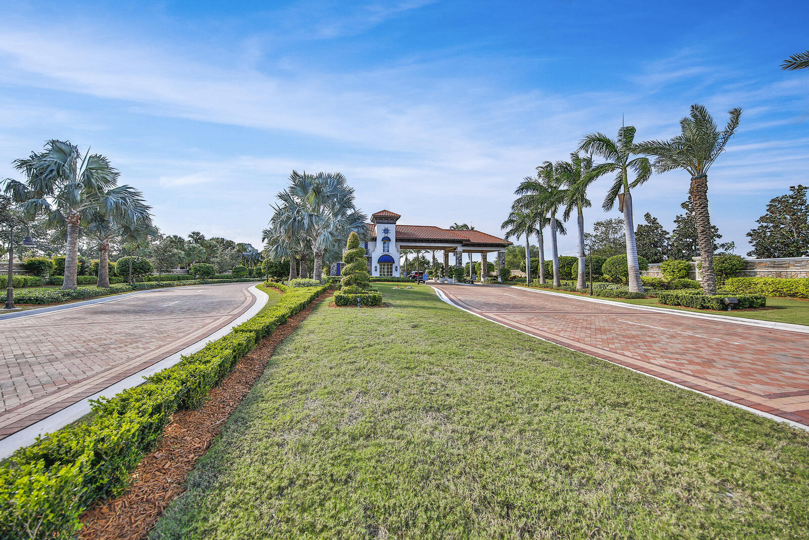 22628 Esplanada Circle W
