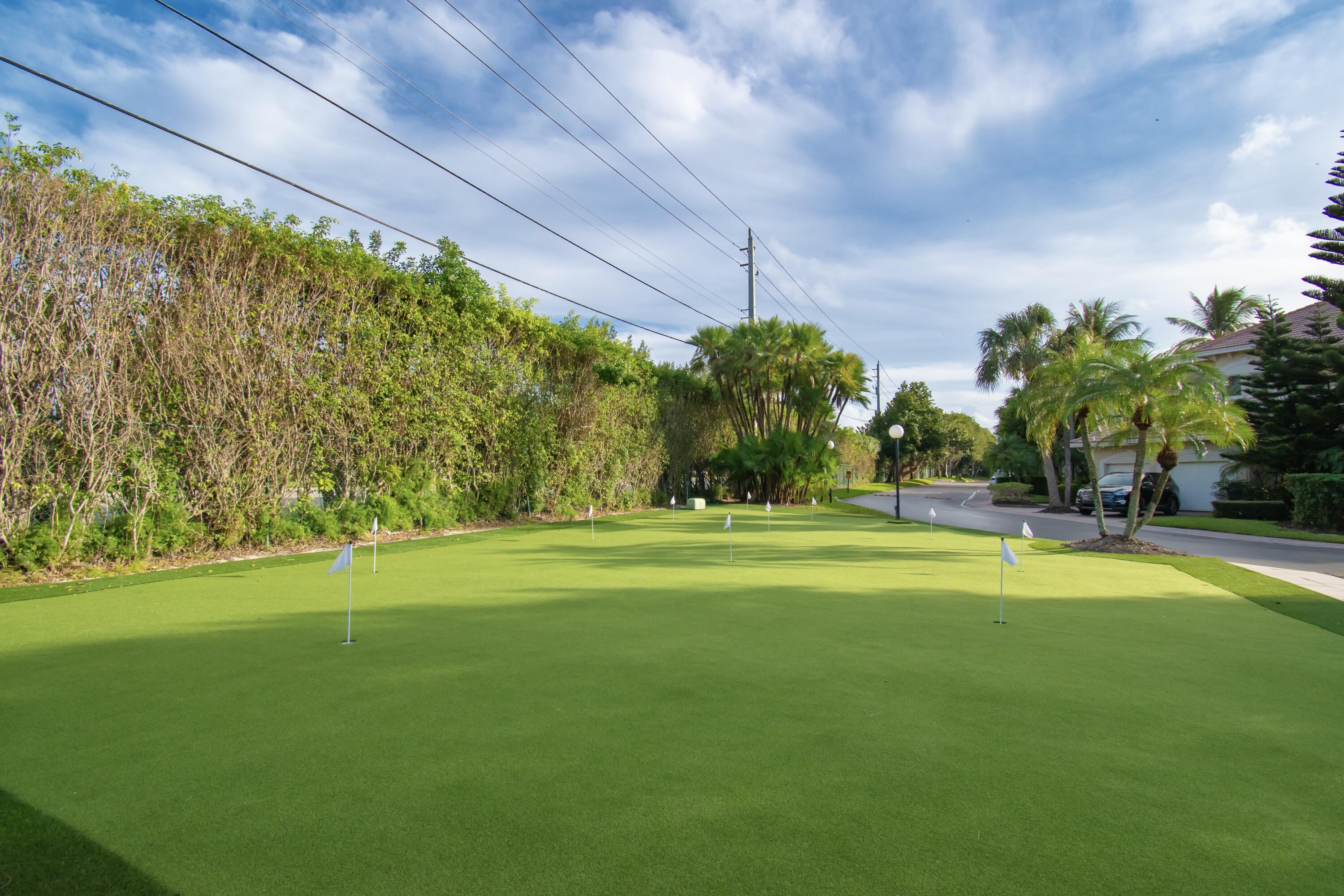 21 Royal Palm Way 405