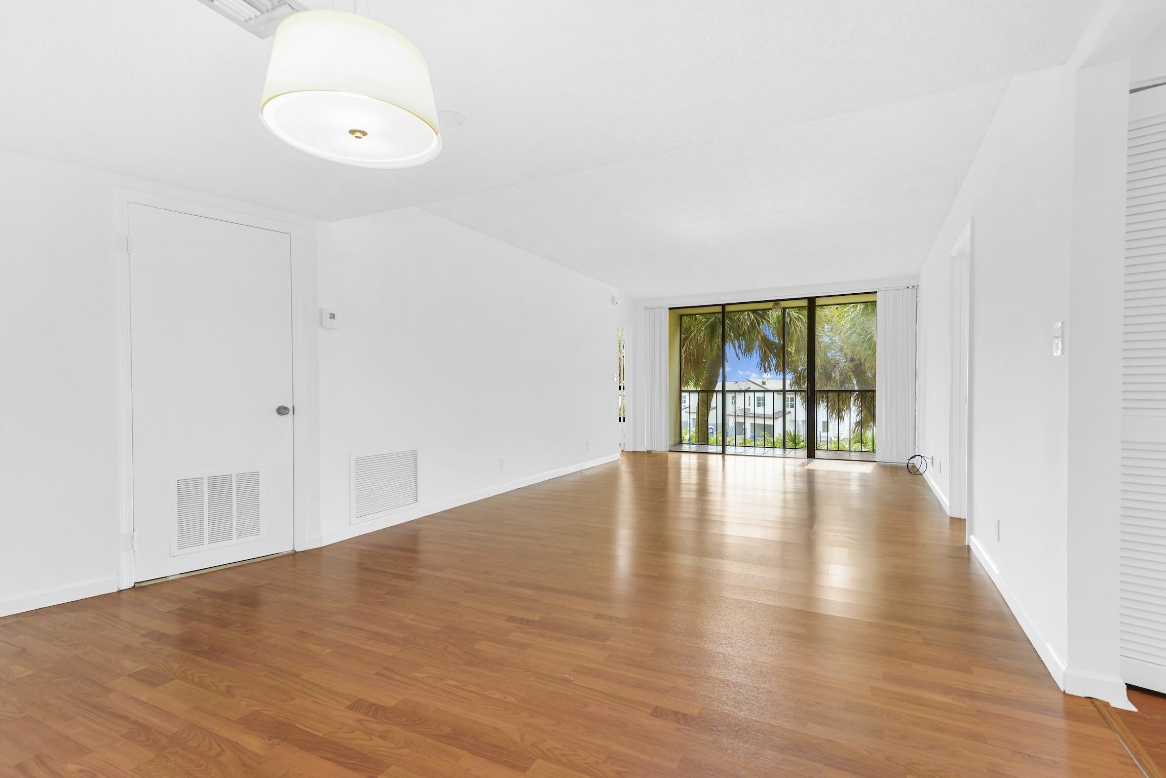 5951 Wellesley Park Drive 304