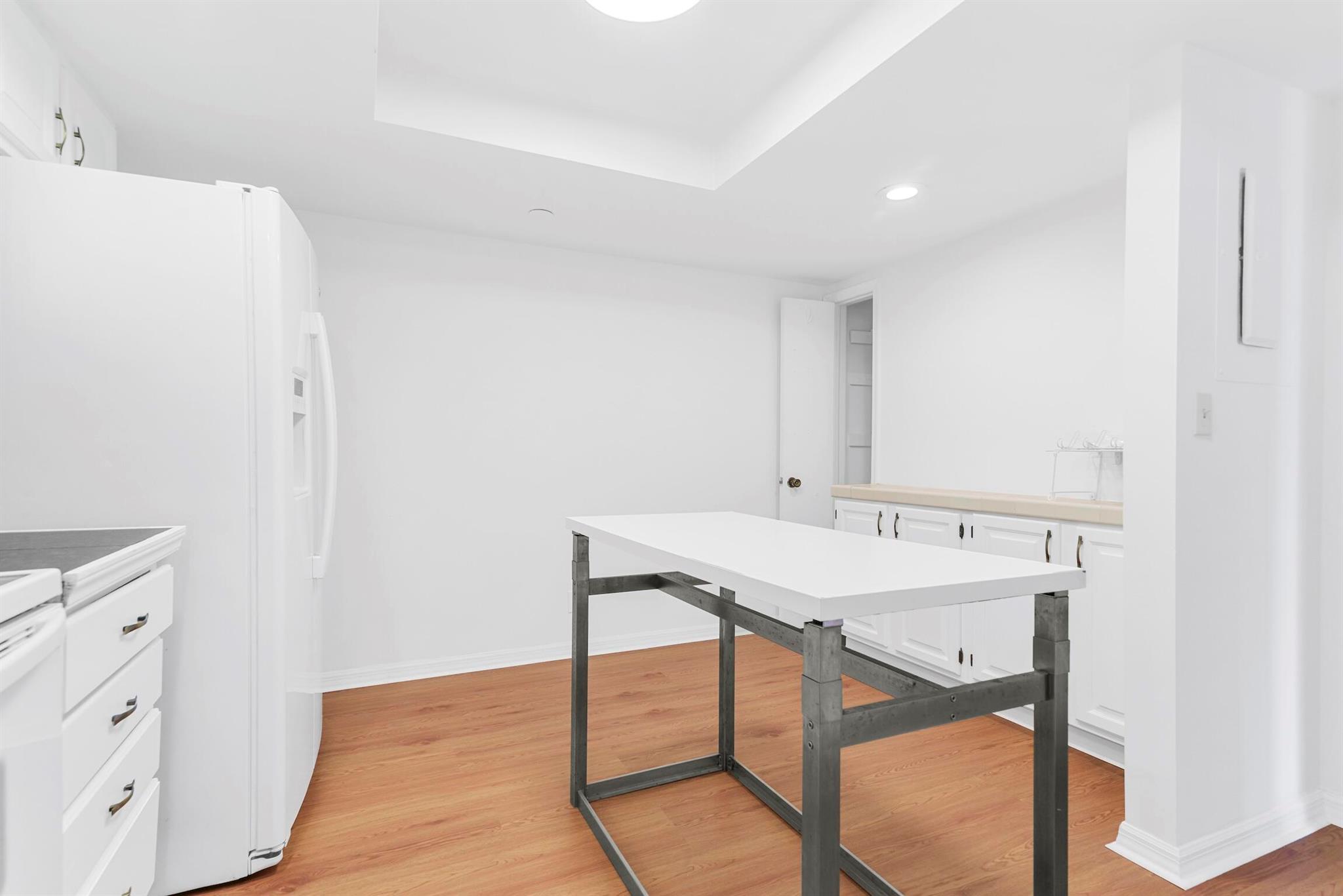 5951 Wellesley Park Drive 304