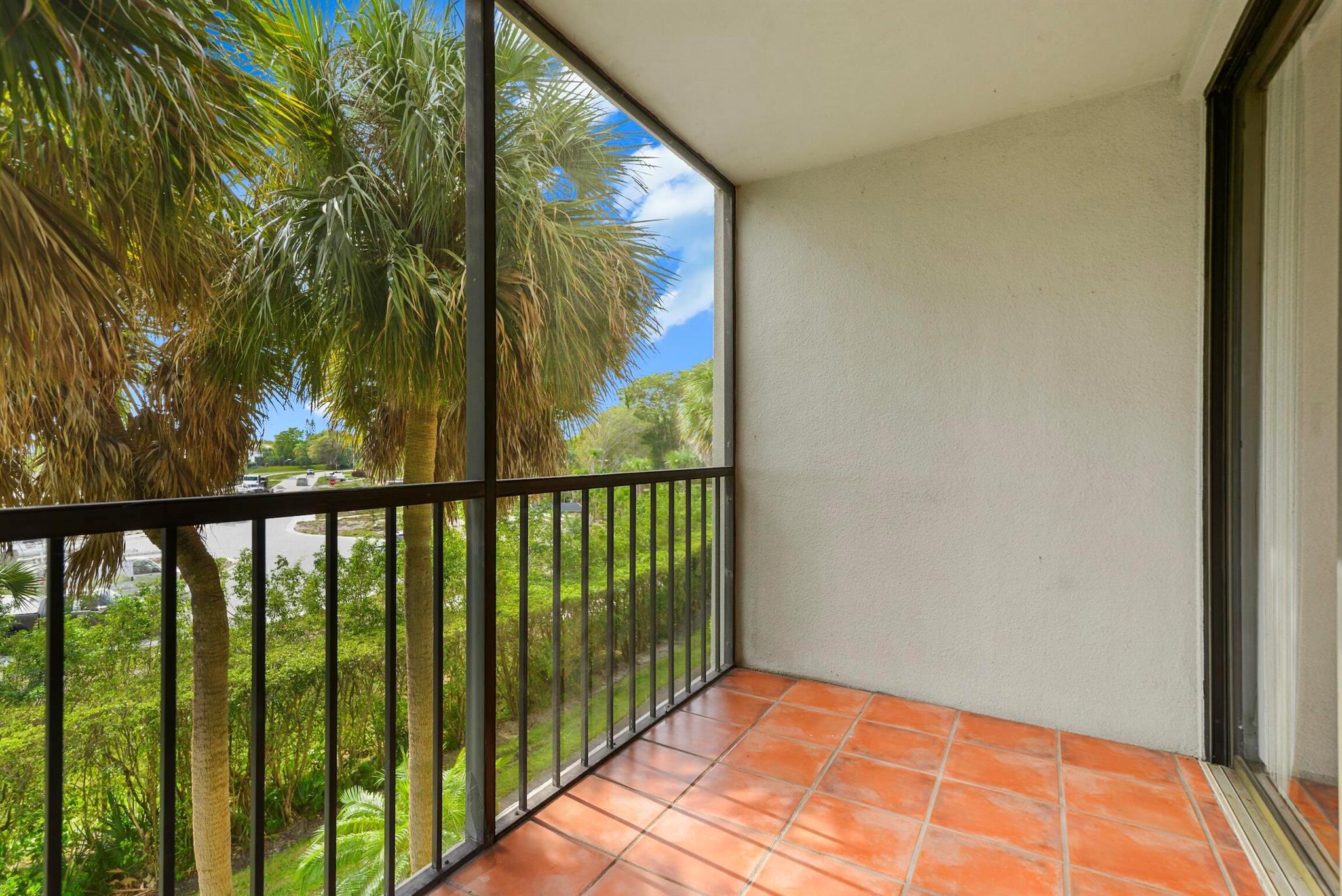 5951 Wellesley Park Drive 304