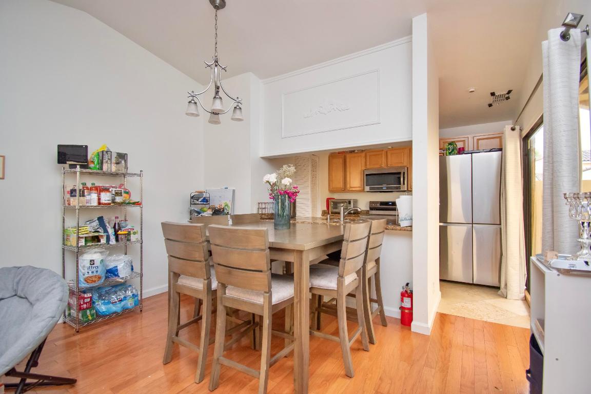 22352 Pineapple Walk Drive