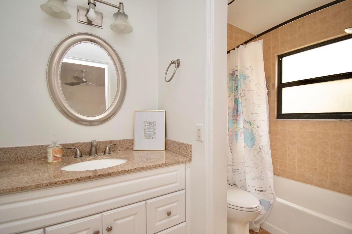 22352 Pineapple Walk Drive